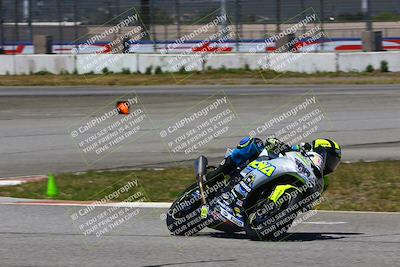 media/Apr-23-2022-Fastrack Riders (Sat) [[cb2d6ae73d]]/LEVEL 4/1PM TURN 6 OUTSIDE/